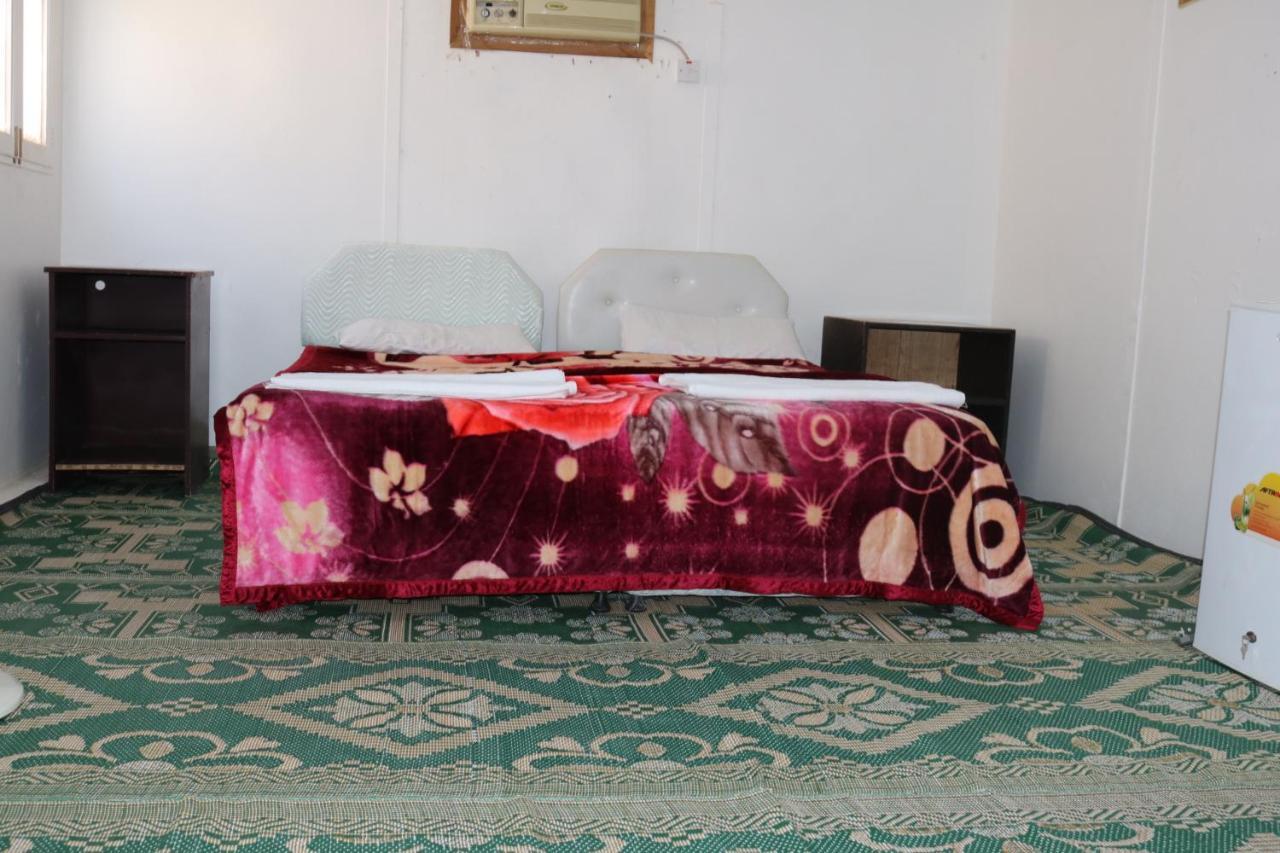 Отель Abu Omair Jabal Shams House Эль-Хамра Экстерьер фото